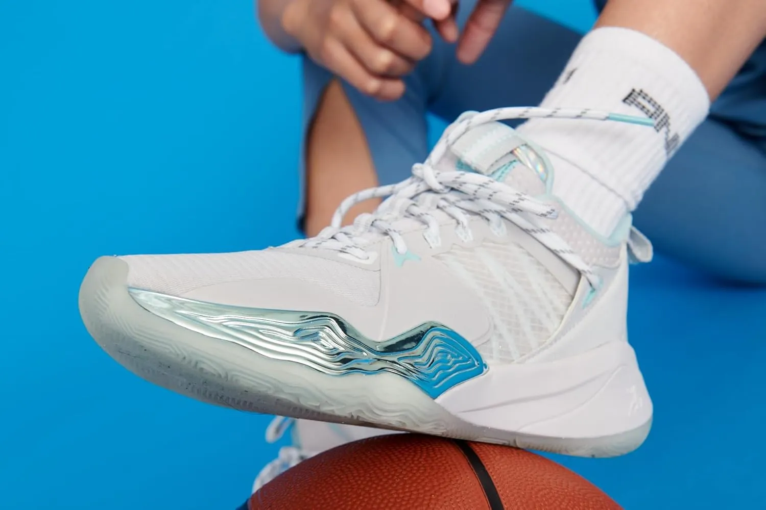 AND1 Girls & Boys Basketball Shoes Kids, Boys High Top Sneakers, Youth Size 1 to 7 Kids Basketball Shoes Boys