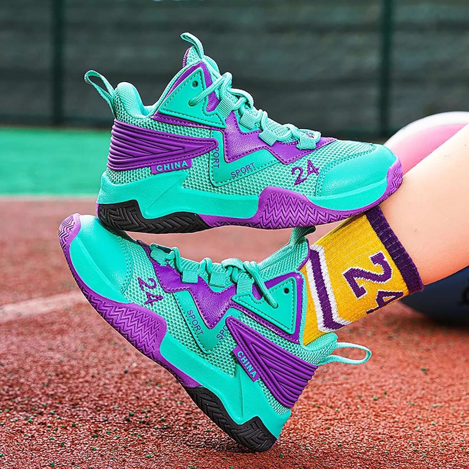 Boys Basketball Shoes Kids Basketball Sneakers Breathable Tennis Shoes for Boys Girls