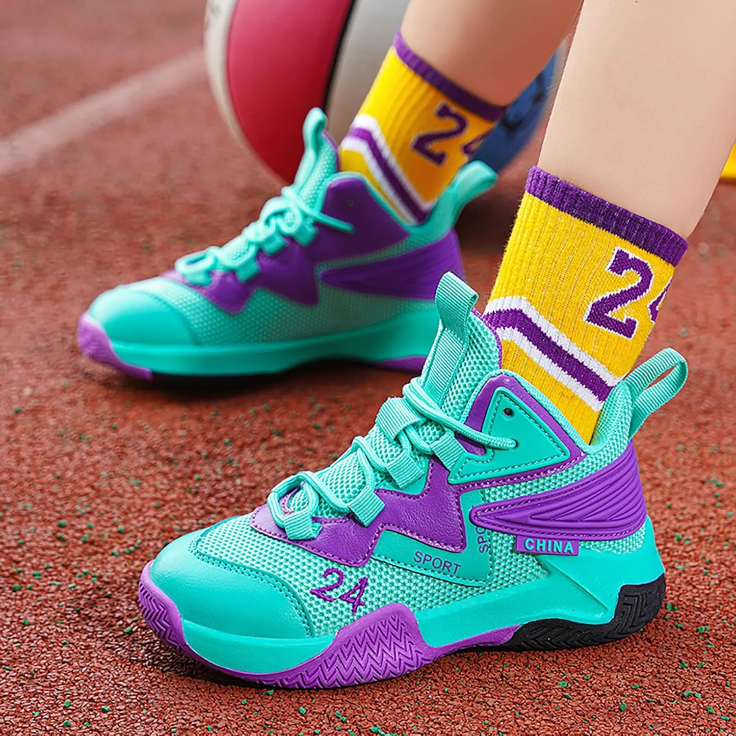 Boys Basketball Shoes Kids Basketball Sneakers Breathable Tennis Shoes for Boys Girls