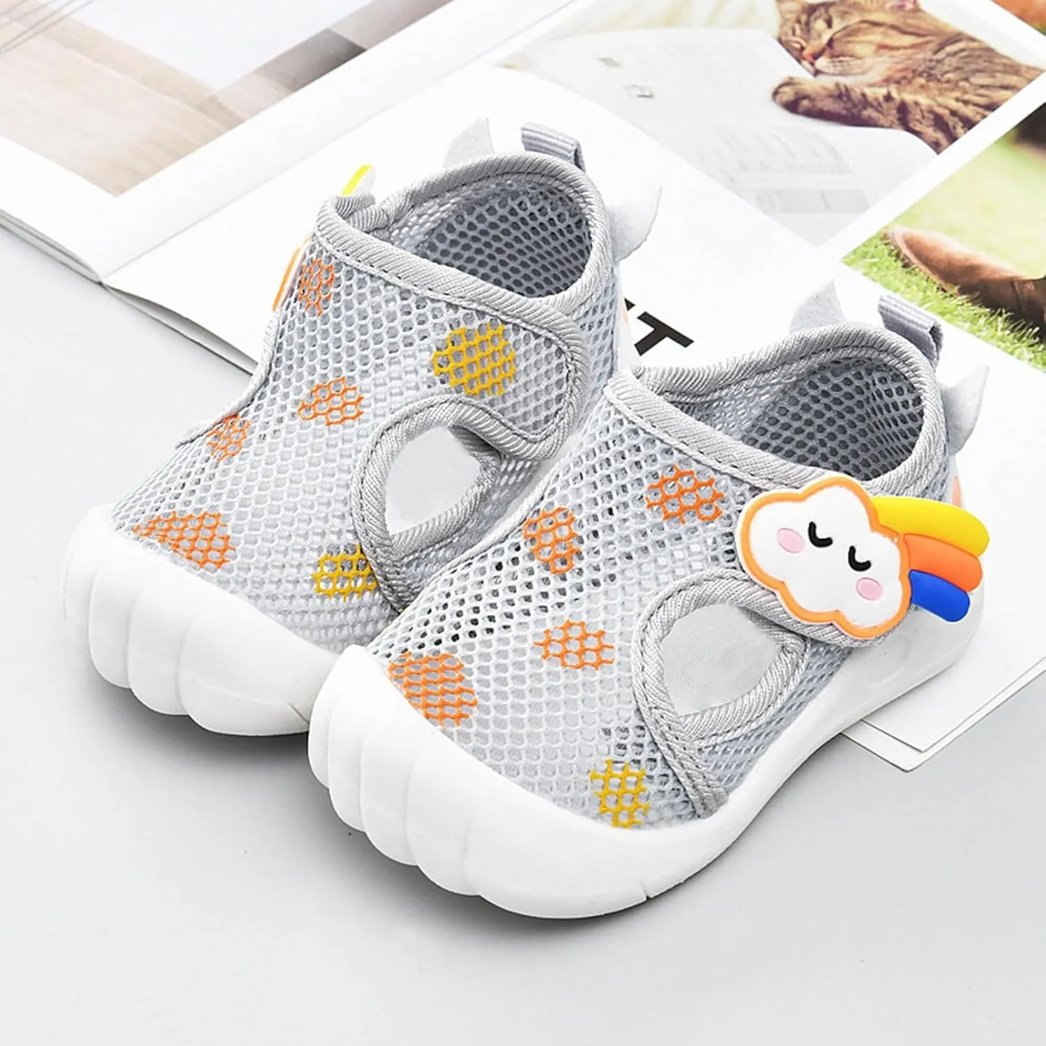 Boys Girls Sneakers Toddler Water Shoes Barefoot Water Shoes for Kids Baby Wide Socks with Arch Support Breathable Baby Boys Sandals Walking for Beach Swim Pool Toddle
