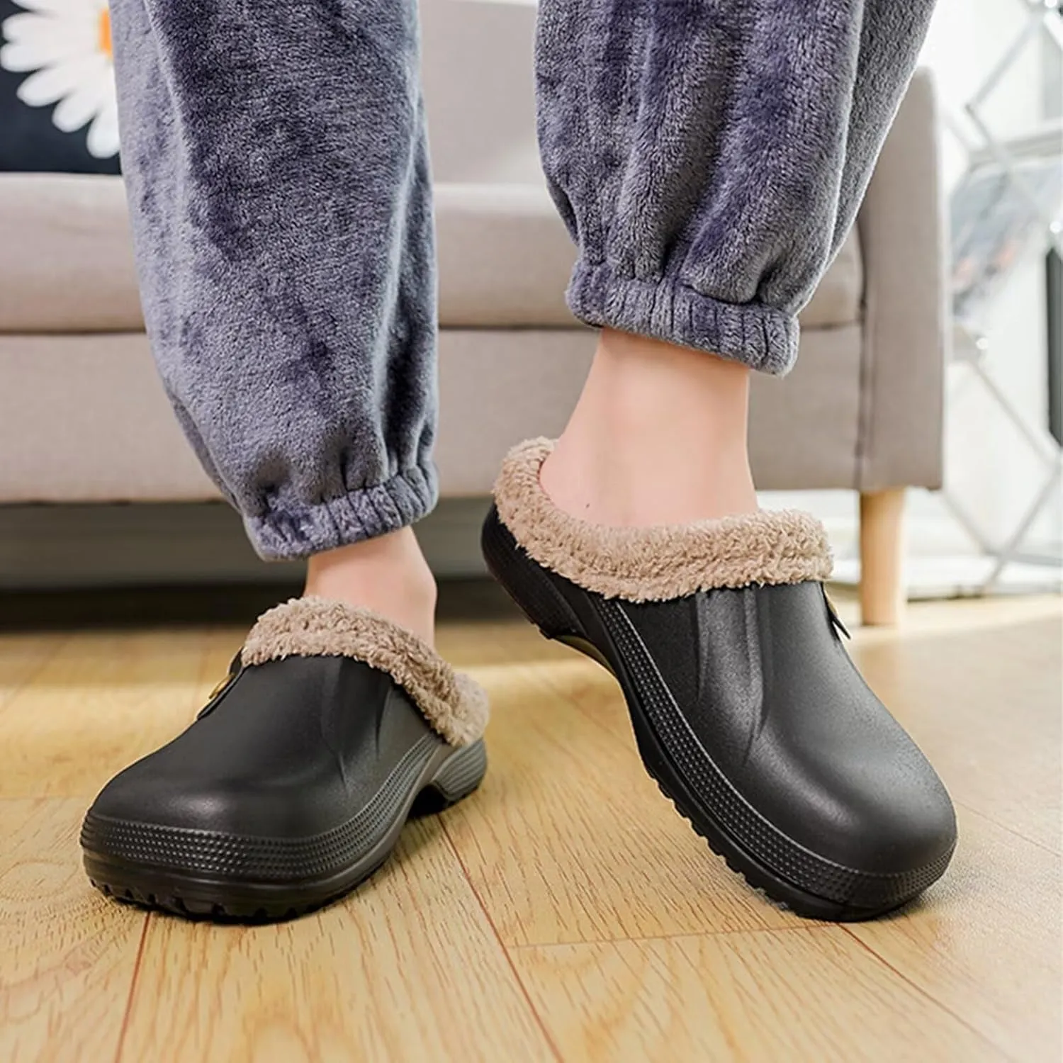 Fur Lined Clogs Waterproof Slippers Fleece Lined Clogs for Women Men Fuzzy Winter Warm Indoor Outdoor Shoes