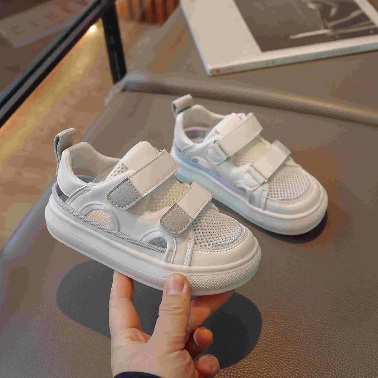 Girls Volleyball Shoes Boys Girls Canvas Shoes Hollow Adjustable Hook and Loop Classic Low Top Kids Sneakers Toddler