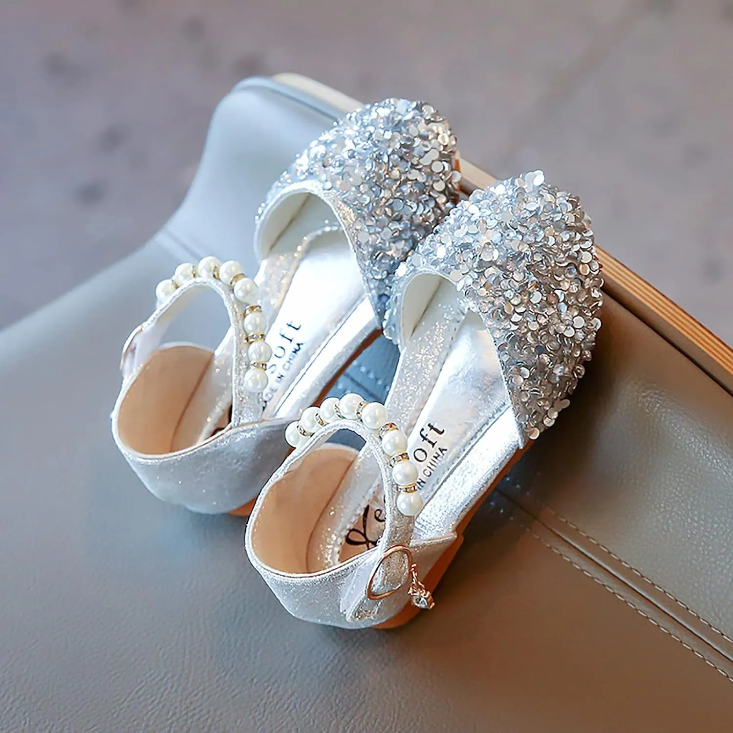 Gray Shoes for Boys Bowknot Kids Shoes Single Baby Girls Bling Princess Sandals Crystal Pearl Creative Shoe