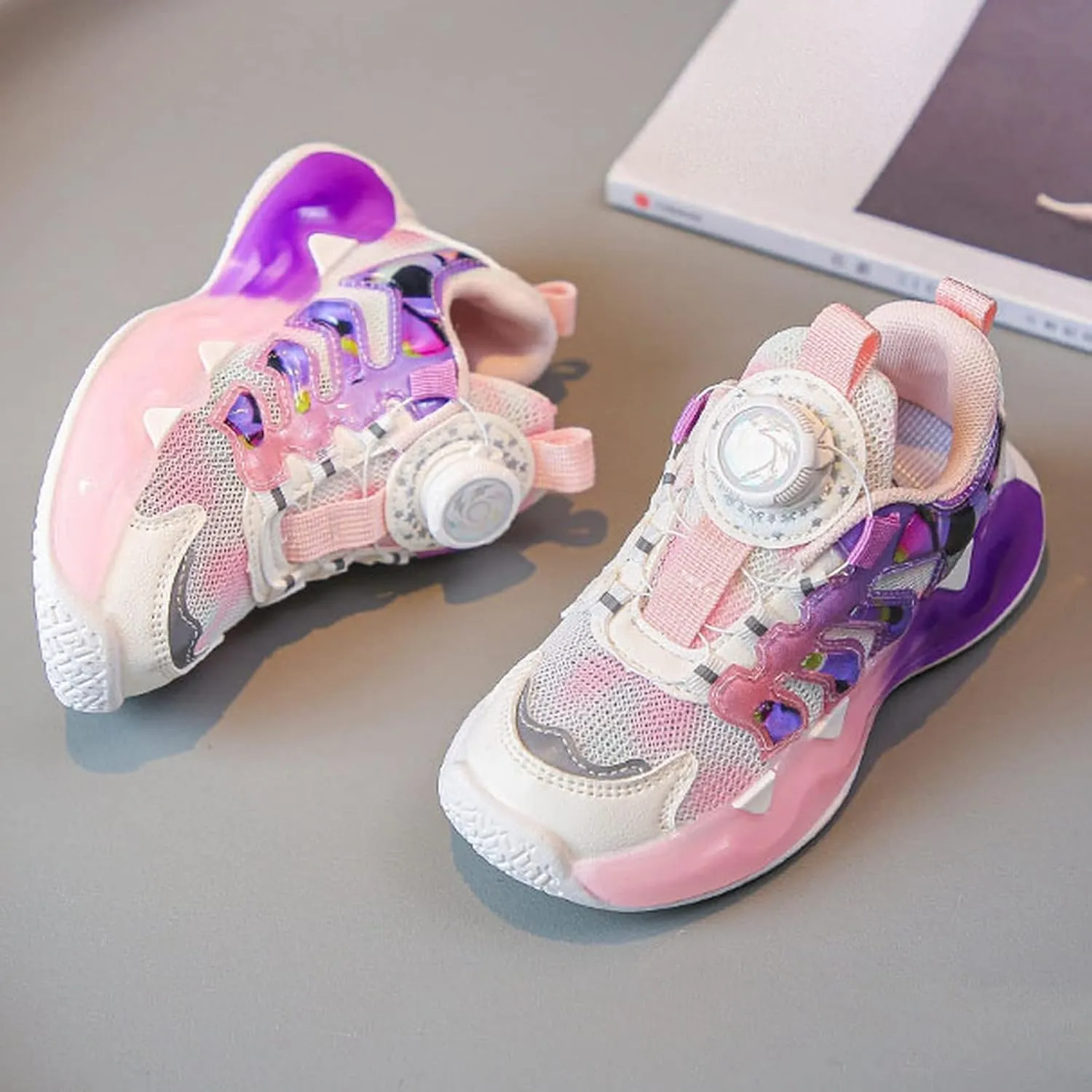 Kids Sneakers for Boys Girls Running Tennis Shoes Basketball Mesh Breathable Athletic Elementary School Shoes