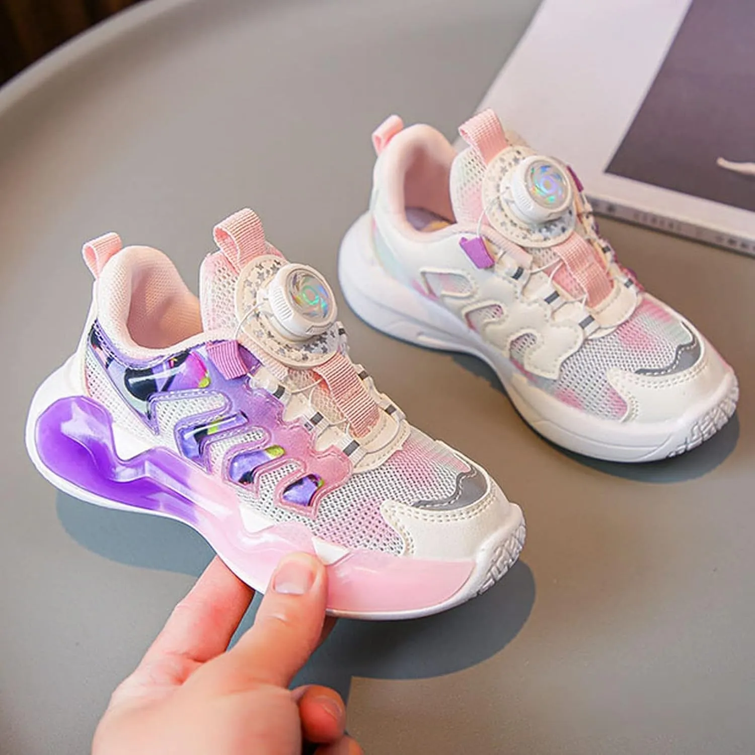 Kids Sneakers for Boys Girls Running Tennis Shoes Basketball Mesh Breathable Athletic Elementary School Shoes