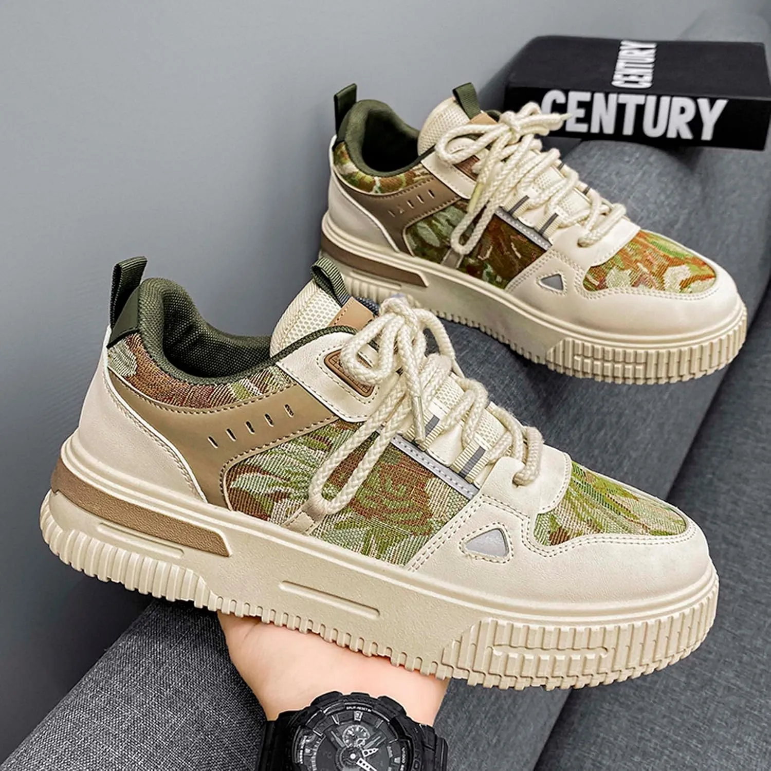 Mens and Womens Anti Slip and Wear Resistant Rubber Soles Skateboard Shoes Tie Up Low Top Casual Sneakers Breathable Thick Soled Walking Shoes Patterned Short Distance Running Shoes