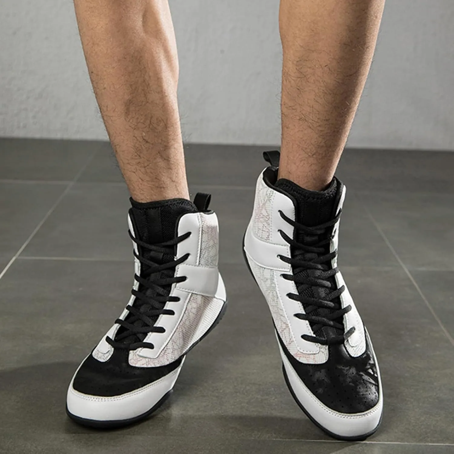 Mens Fashion Boxing Boots Lightweight Breathable Youth Bodybuilding Shoes Non Slip Kickboxing Wrestling Training Shoes