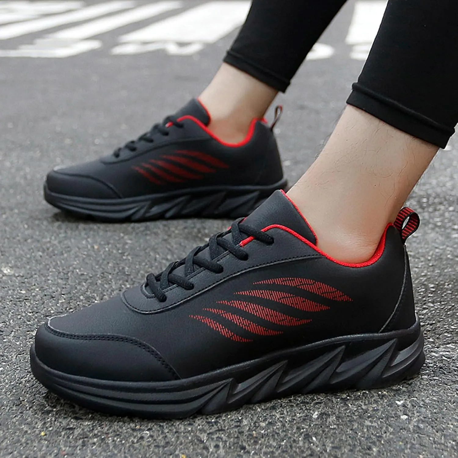 Men's Minimalist Barefoot Shoes Lightweight Breathable Slip on Running Shoe Men's Classic Casual Walking Shoes