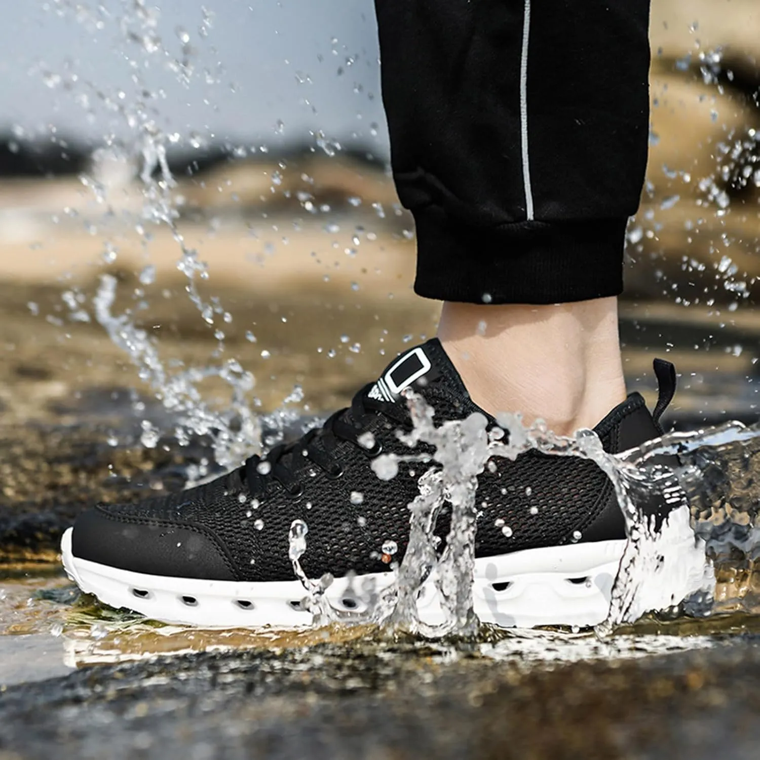 Men's Non Slip Tennis Sneakers Lightweight Breathable Walking Shoe Gym Tennis Breathable Lace Up Shoes for Men