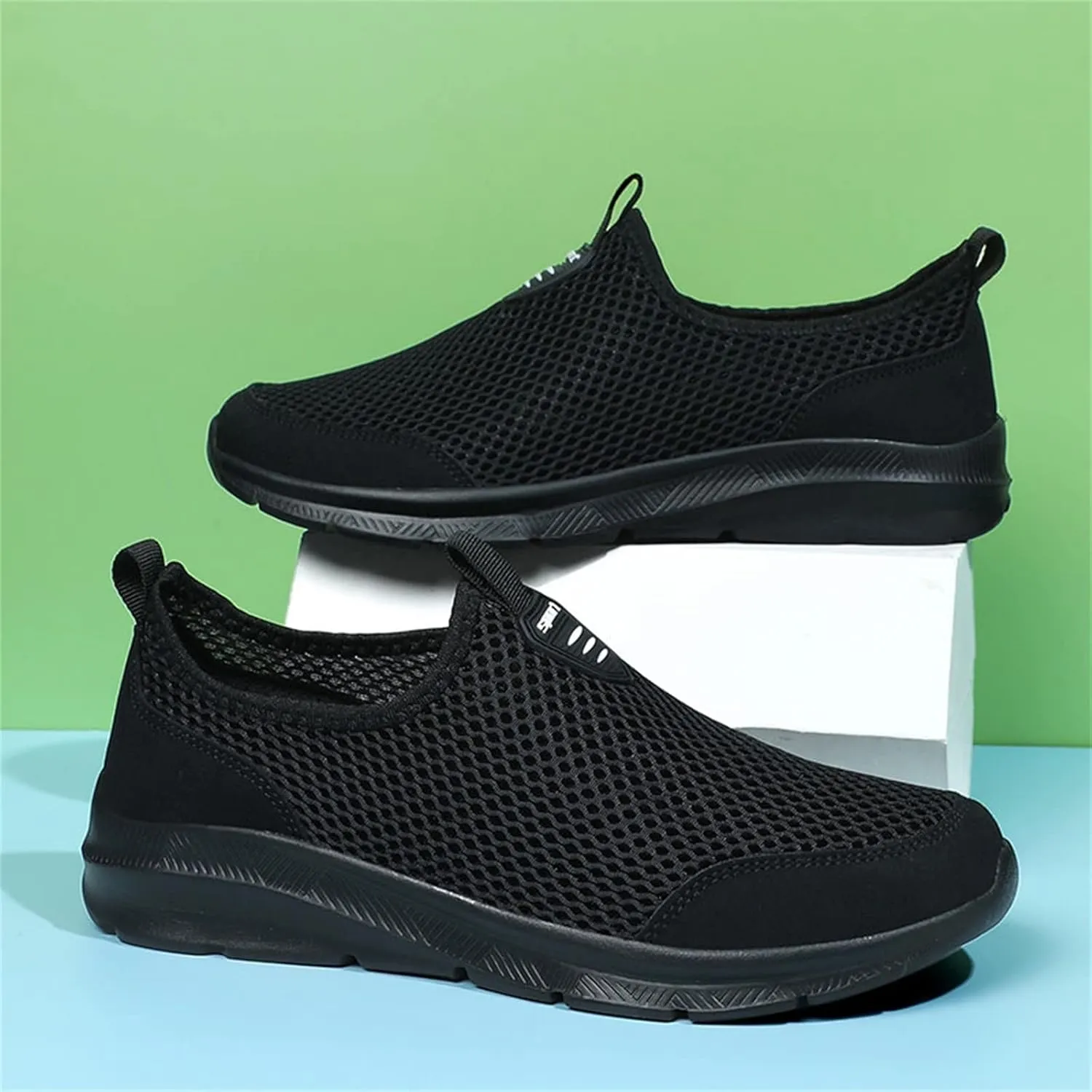 Mens Running Shoes Slip-on Walking Tennis Sneakers Lightweight Breathable Casual Soft Sole Mesh Workout Sports Shoes