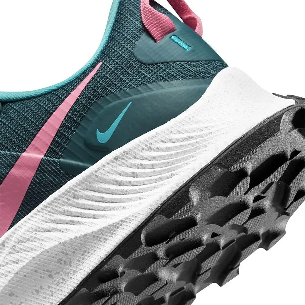 NIKE Women's Running Walking Shoe