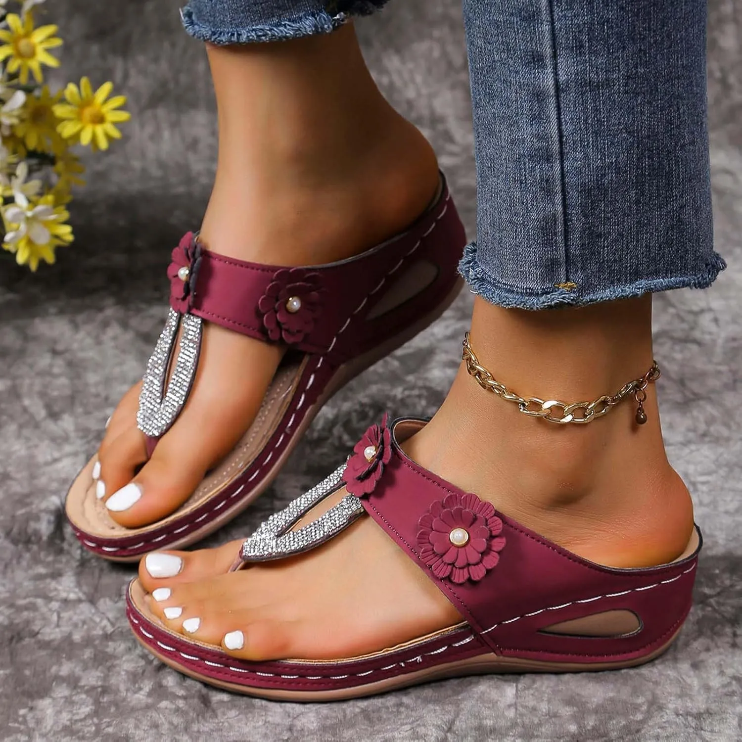 Orthopedic Sandals for Women Chic Flower Flip Flops Summer Dressy Casual Sandal Thong T-Strap Sandals Comfortable Walking Wedges Shoes with Arch Support