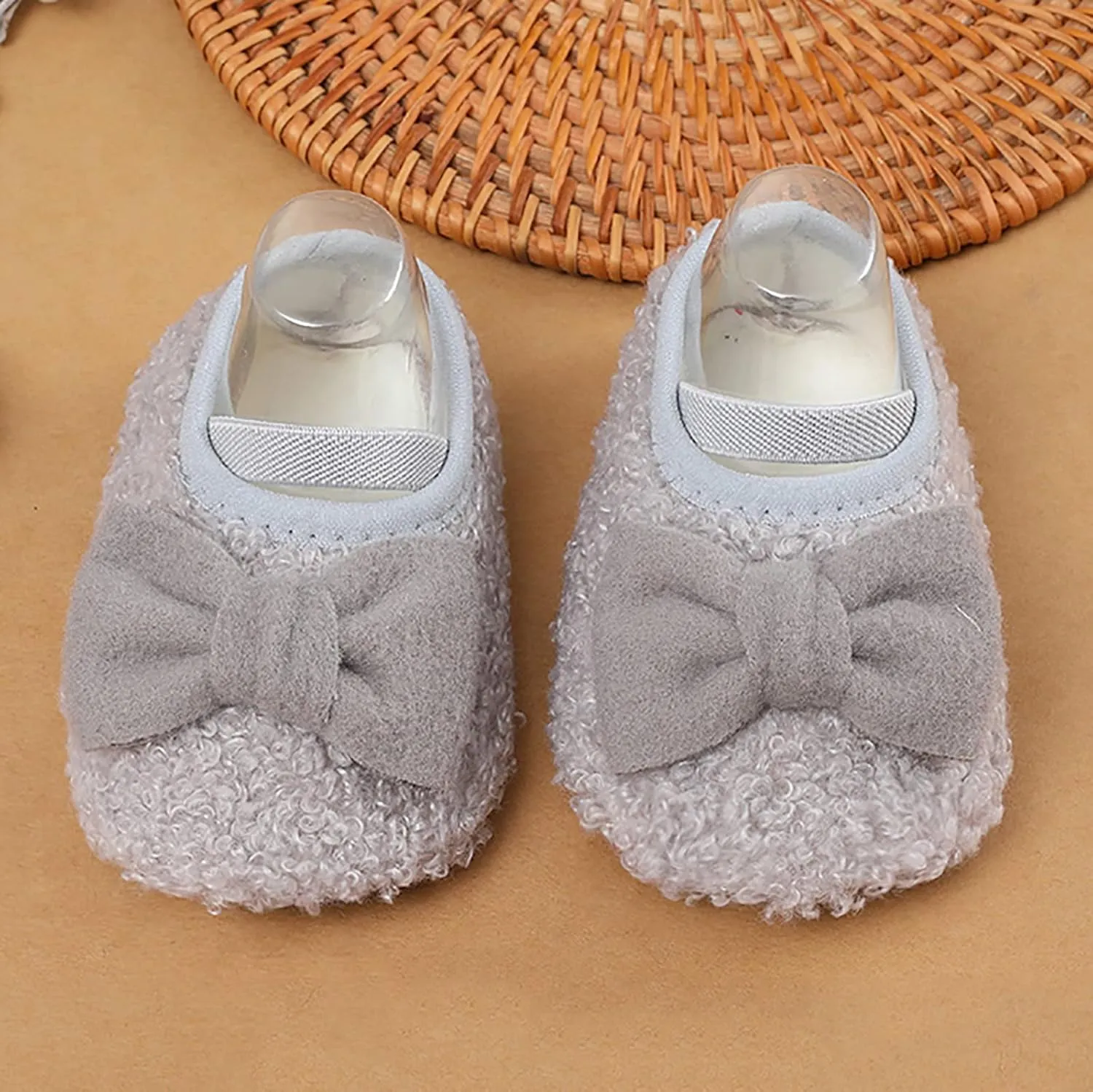 Warm Shoes for Baby Girls and Boys Soft Comfortable Shoes Infant Toddler Bowknot Warming Shoes Boy Slip on Shoe