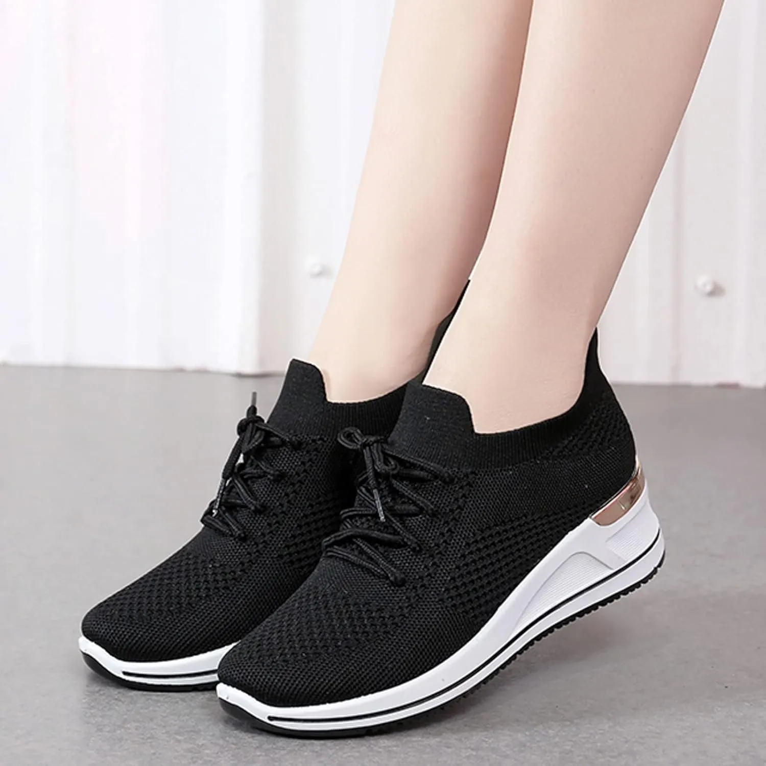Women Lightweight Slip On Sneakers Casual Walking Shoes Comfortable Canvas Flats Non Slip Elastic Loafers