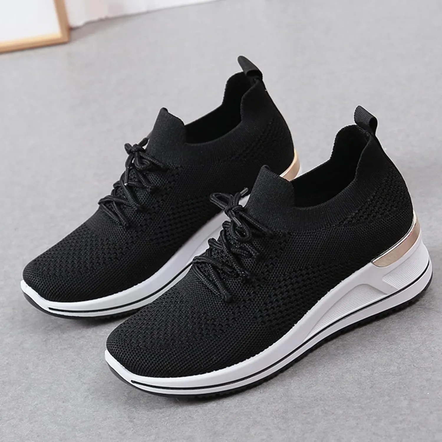 Women Lightweight Slip On Sneakers Casual Walking Shoes Comfortable Canvas Flats Non Slip Elastic Loafers